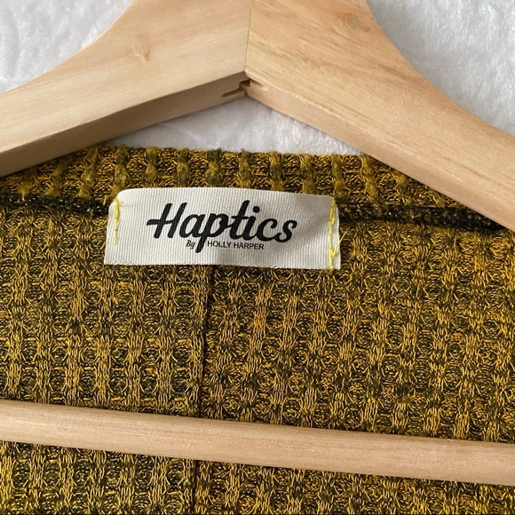 Oversized Asymmetric Hemline Long Sleeve Waffle Tee - Picture 8 of 10